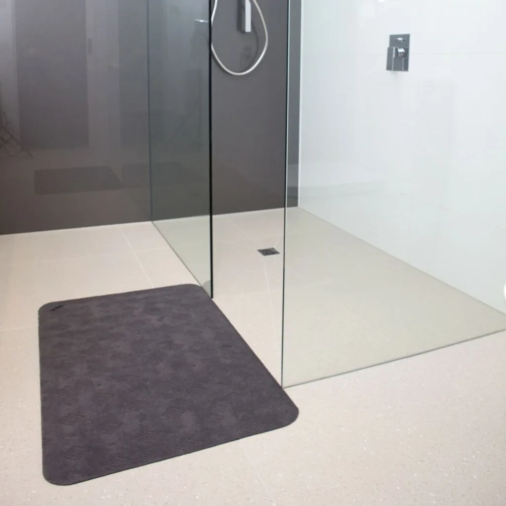 Conni Anti Slip Floor Mat - Classic