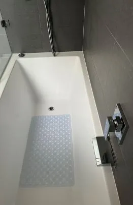 Bath Mat Transparent - 70cm x 39cm